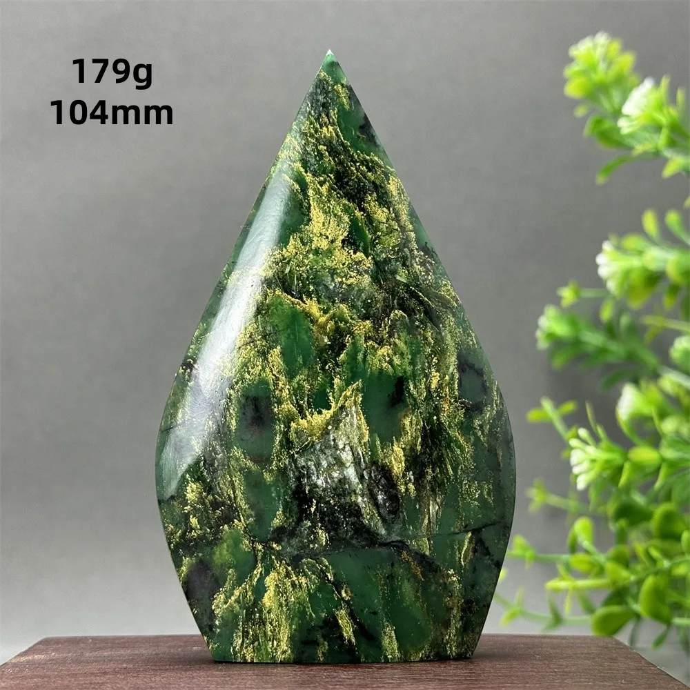 Natural Emerald Free Shape Torch Polishing Craft Reiki Healing Meditation Witchcraft Sacrifice Energy Home Feng Shui Decoration