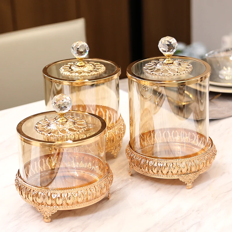 Light luxury gold crystal glass with lid decorative storage jar American European coffee table candy jar decoration pieces