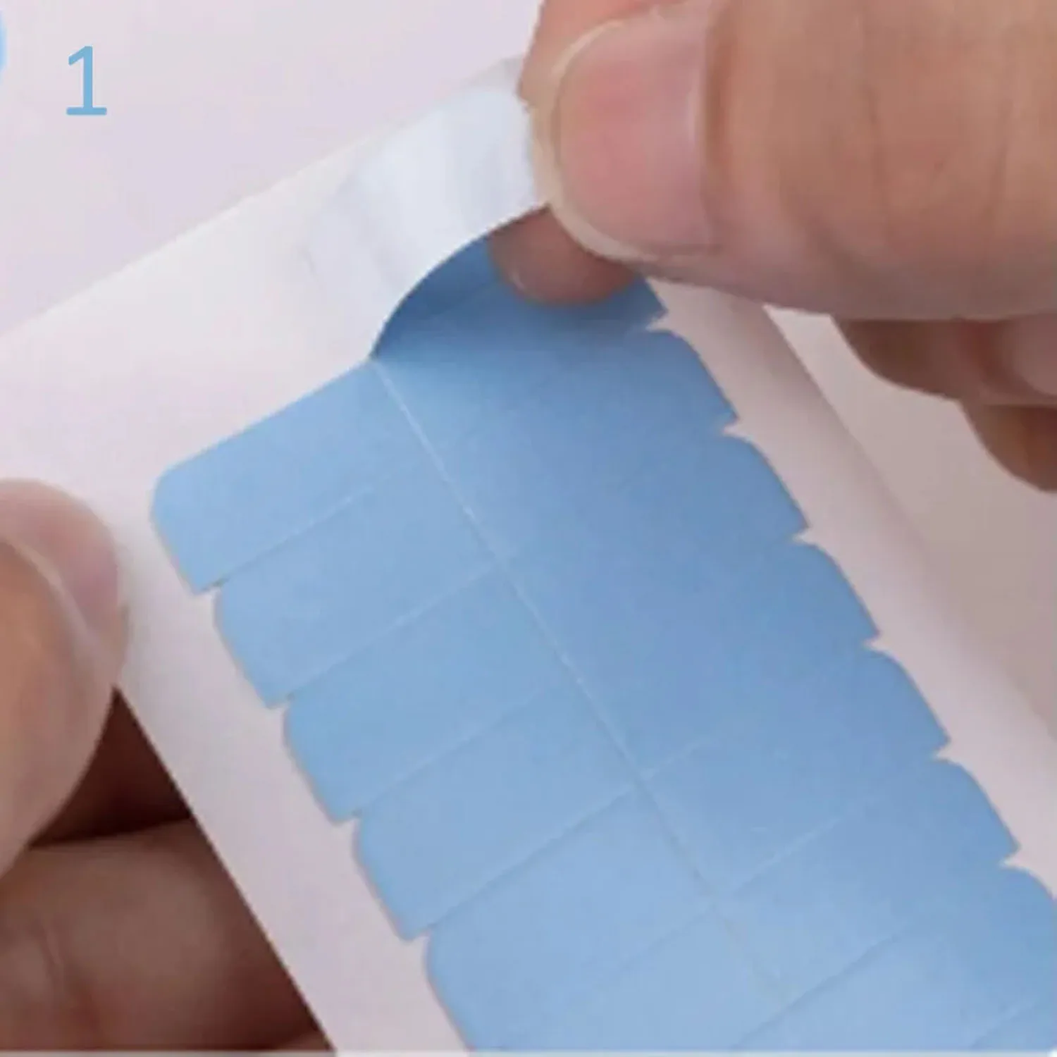 Set di kit per l'installazione della parrucca: nastro impermeabile resistente da 4,0 * 0,8 cm con nastro di ricambio biadesivo per rimozione per estensioni dei capelli o parrucche