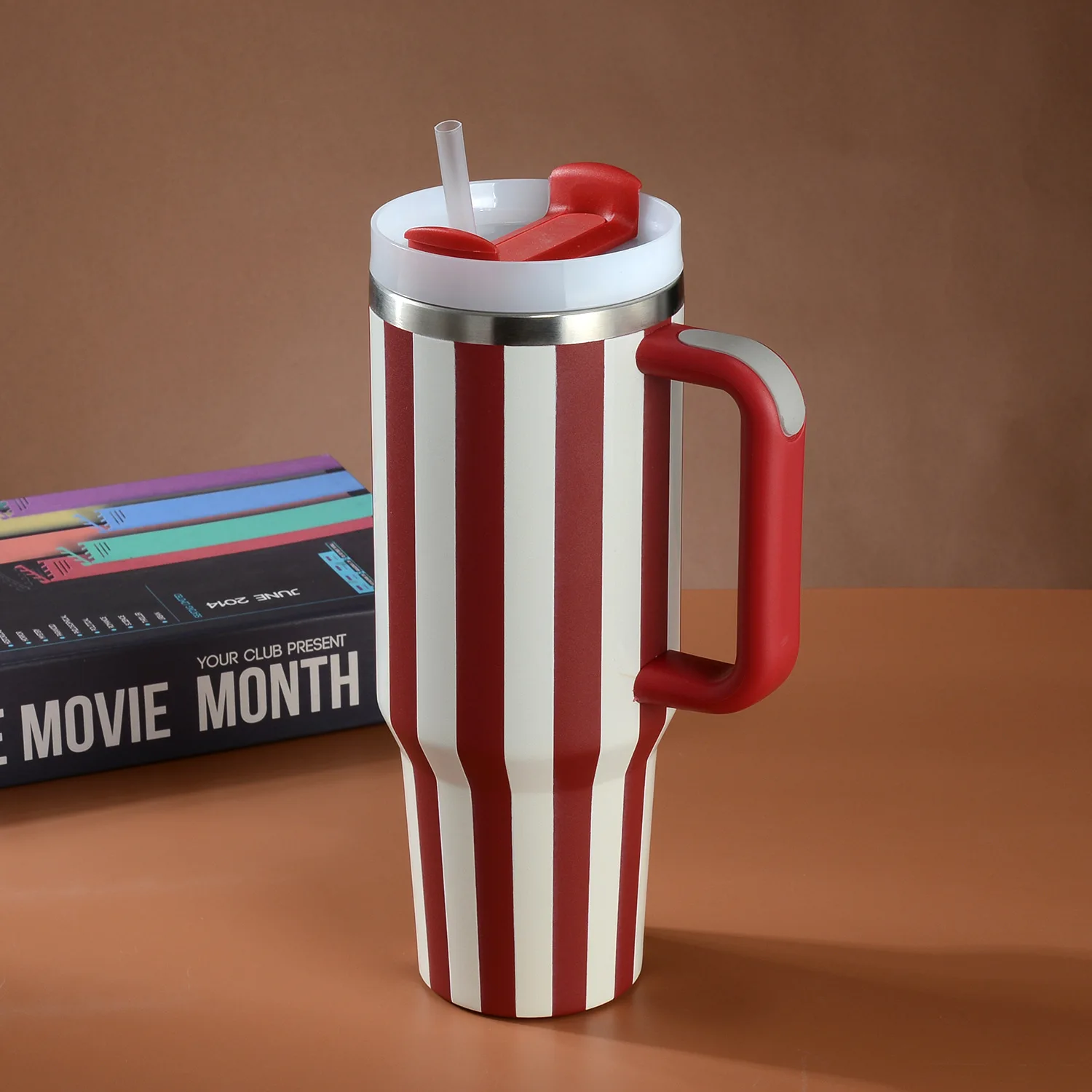 Popular listrado 40oz moda carro frio e retenção de calor grande capacidade copo de água de palha garrafa de água de aço inoxidável garrafa térmica