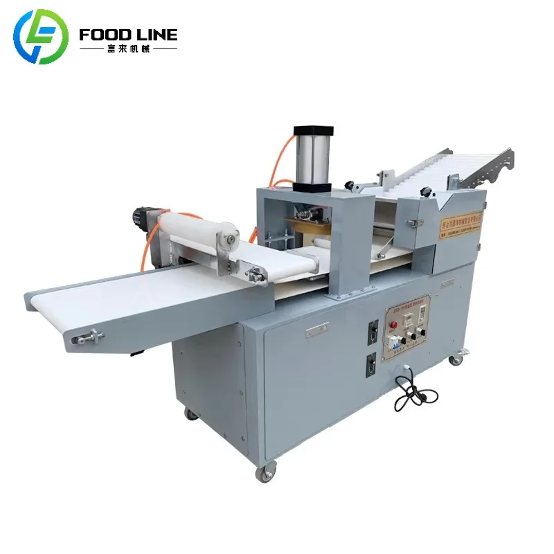 ماكينة ضغط المعكرونة الأوتوماتيكية المخصصة، أسطوانة عجين عالية الحجم لمحلات المعكرونة مع هيكل متين وسمك موحد