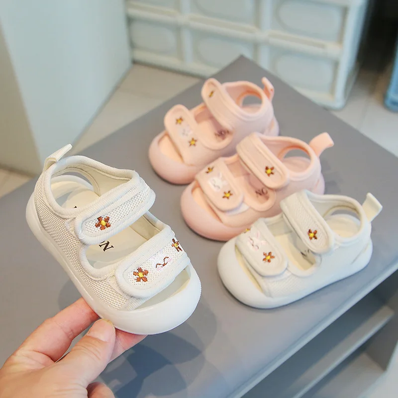 

Baby Infant Soft Sole Summer Sandals Mesh Breathable Embroidered Flower Children Walking Shoes Breathable Non Slip Kids Sandals