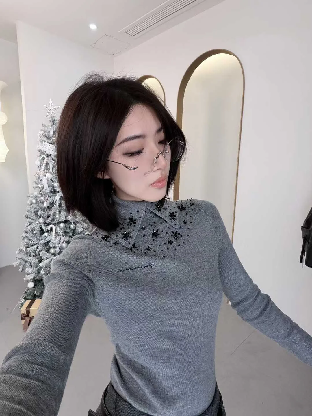 

Warm Knitted Top Handpied Store Spring 2026 ey Women's Base Layer Ne Beaded f High Collar Faux Camere Long Sl...