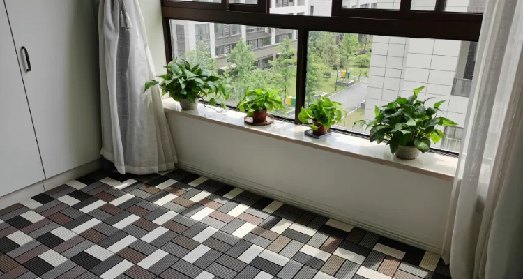 Afbeelding 3: Moderne stijl buiten DIY in elkaar grijpende WPC terrastegels, eenvoudig te installeren vloerbedekking