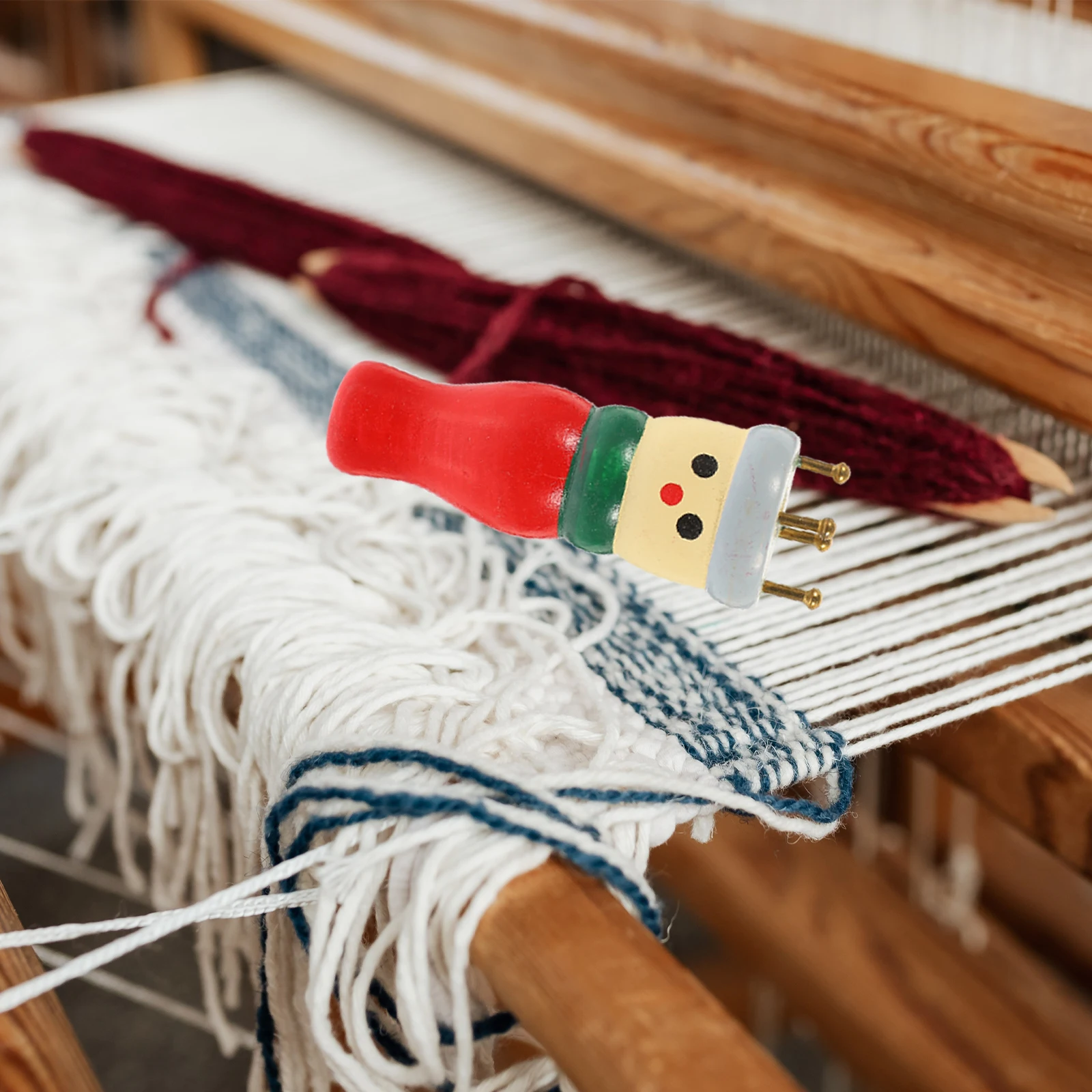 

Wooden Knitter Weaving Toy DIY Braiding Toy Kit Lightweight Wool Cotton Yarns Braiding Tool Fun Beginner Craft