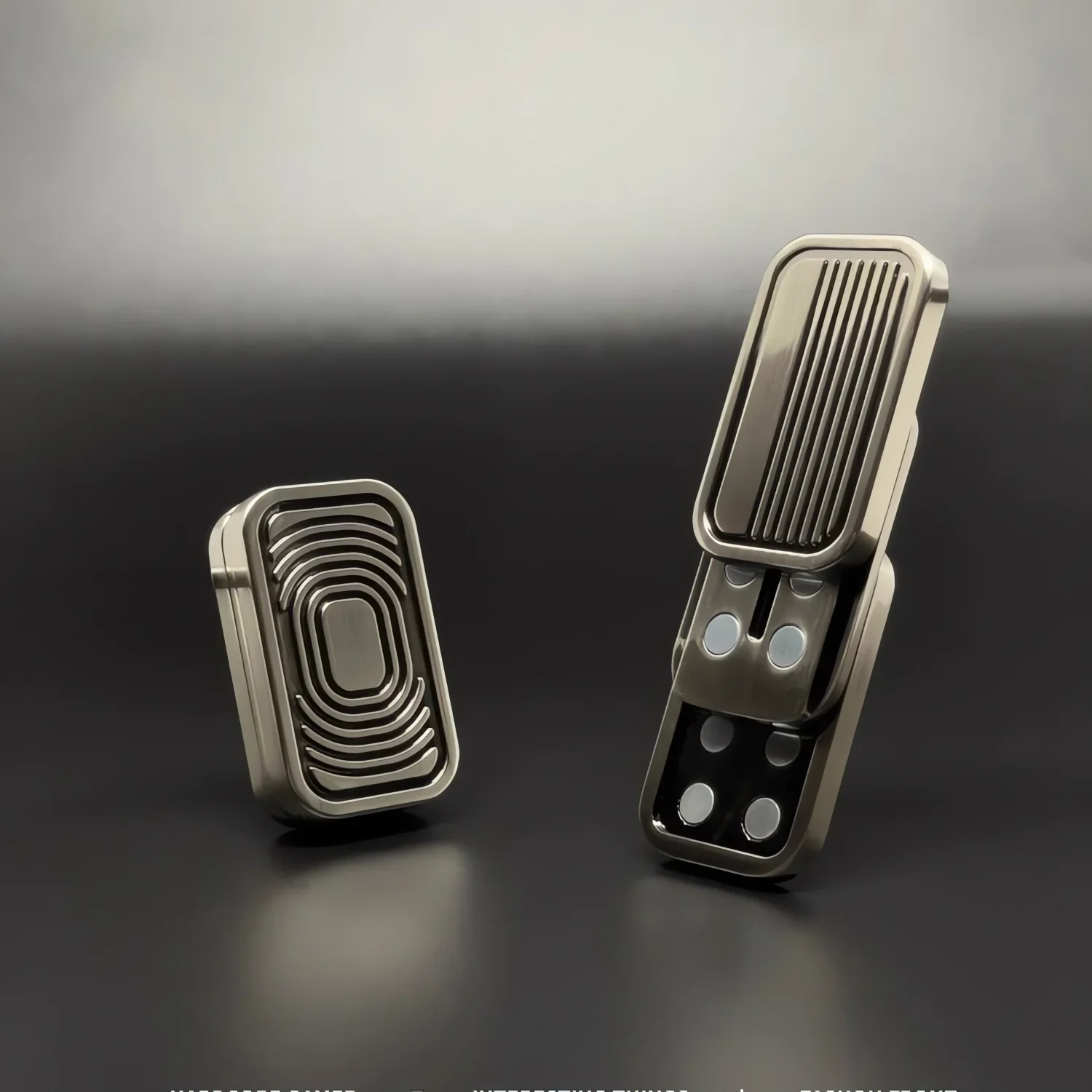 Potrójny Magnetyczny Suwak Antystresowy w Kształcie Aparatu, Metalowy Suwak do Naciskania na ADHD, Zabawka Antystresowa na Stres i Lęk