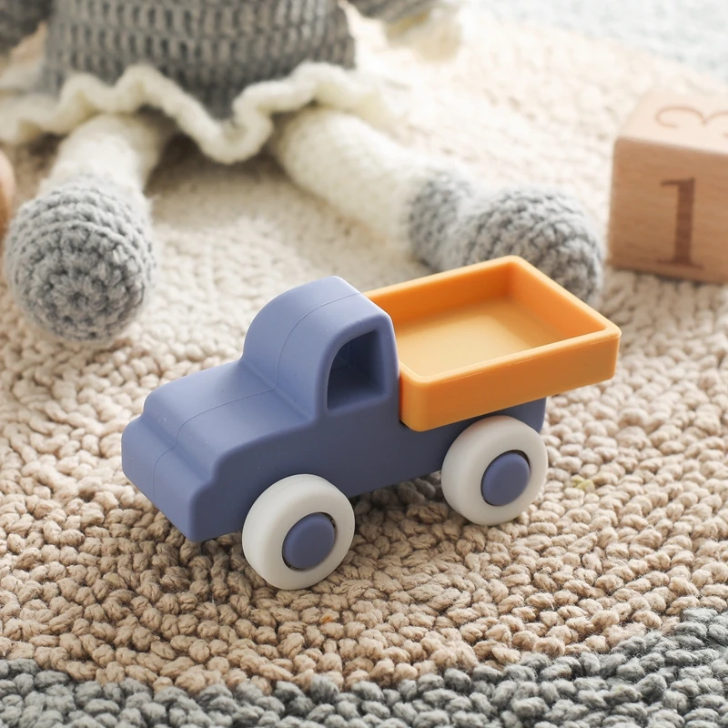 Montessori Baby Silicone Car Toys Baby Things Silicone massaggiagengive Toy Car 0 12 mesi Baby neonato giocattolo educativo blocchi di Silicone