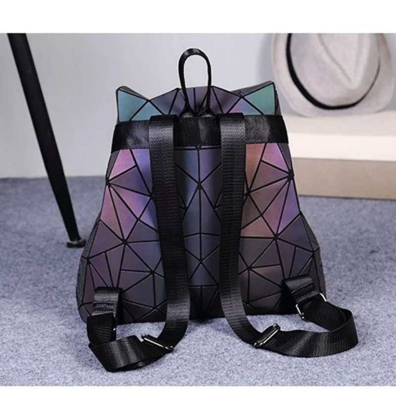 Women's Quilted Backpack INS Aesthetic Laptop Backpack Student Commuter Travel Casual Bucket Bag Water Resistant Drawstring Bag