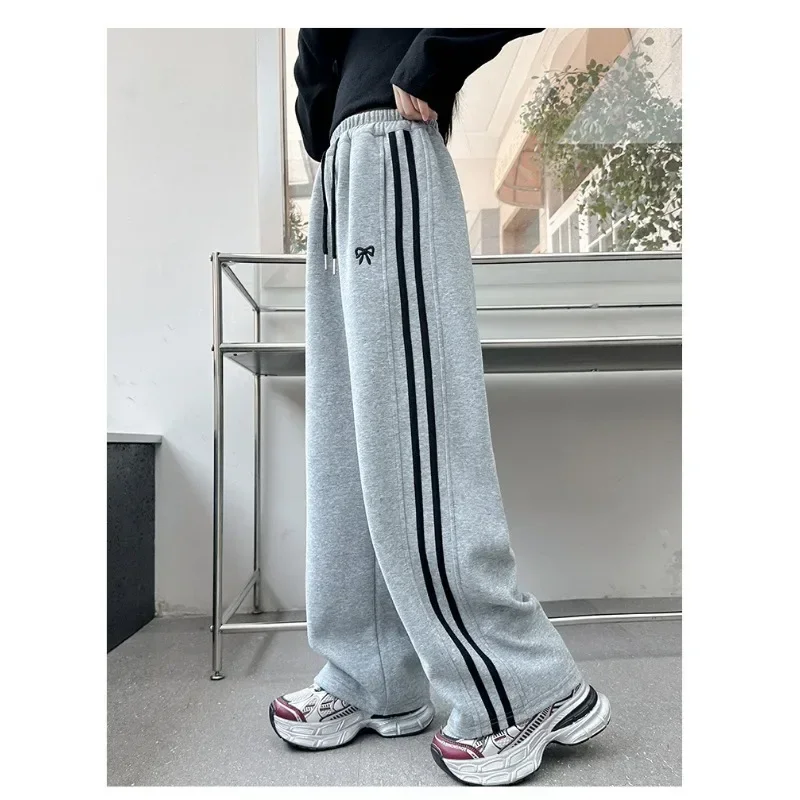 RAISE YOUNG 4-14 Jahre Mädchen-Sweathose mit Seitenstreifen, Junior-Sporthose mit Elastischem Bund, Schulmädchen-Gerade Hose mit Hundemotiv – Detail 4