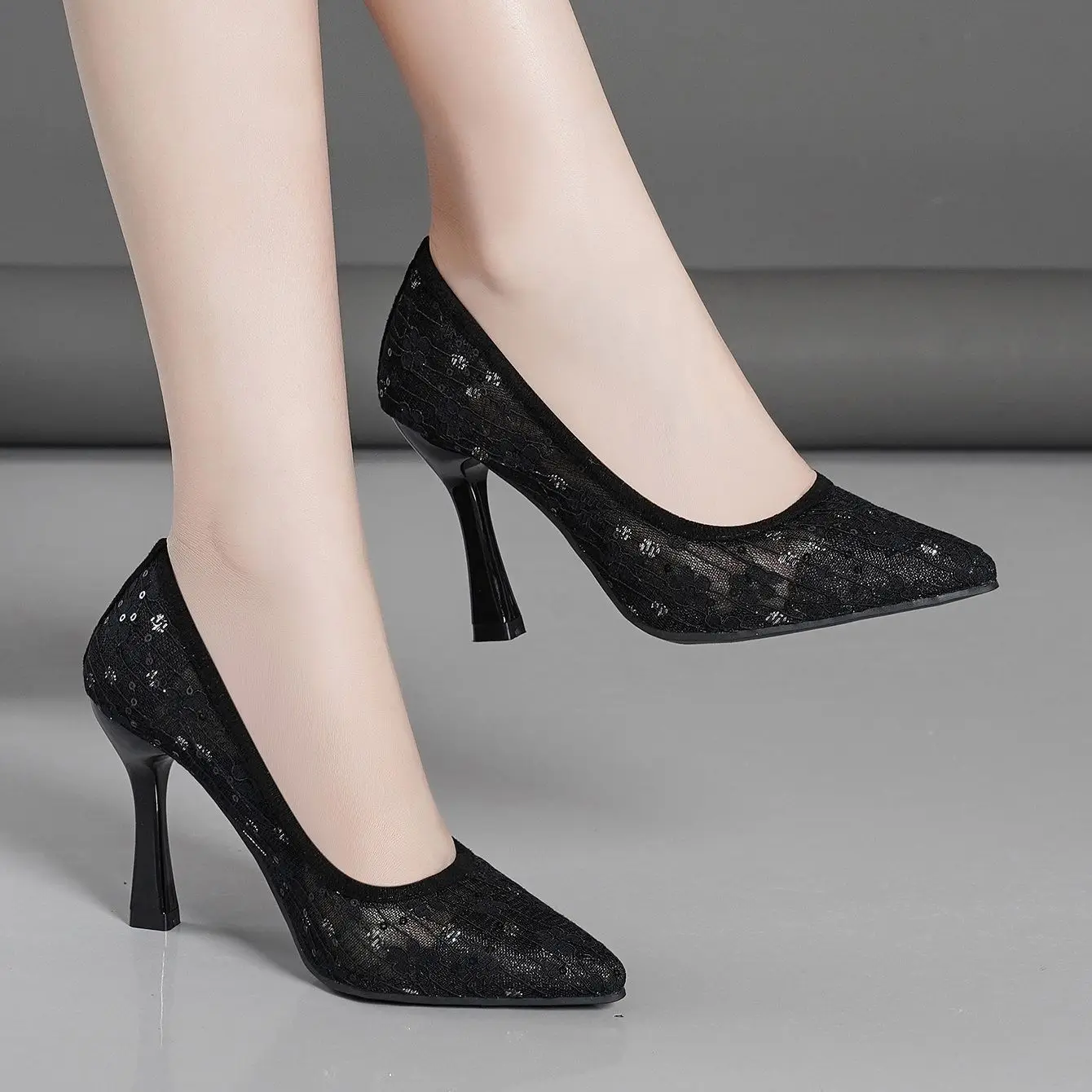 Fashion High Heels with sharp point and shallow mouth