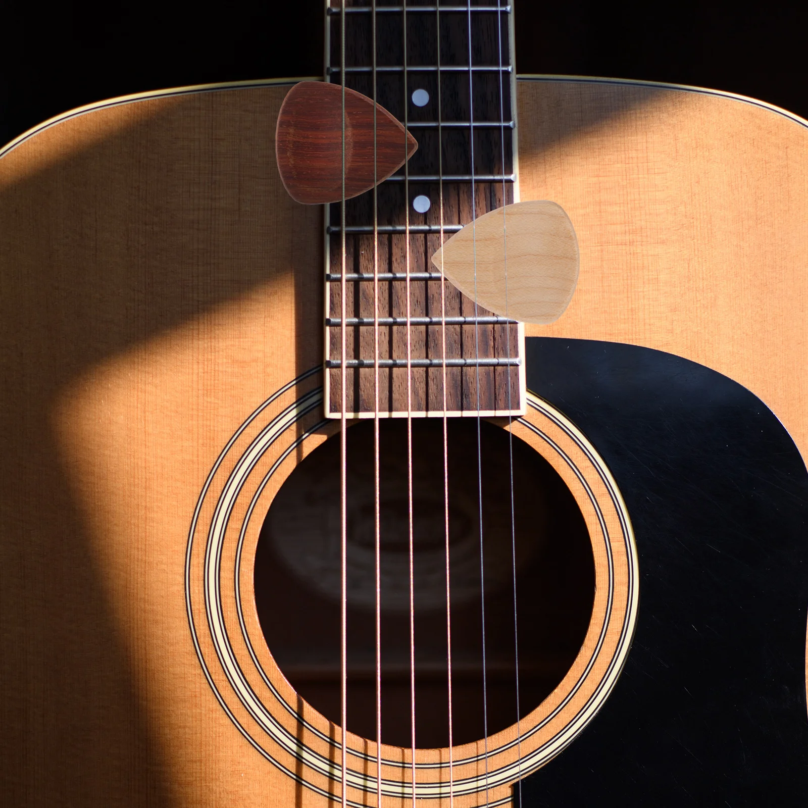 

4Pcs High Quality Wood Guitar Picks Fashionable Unique Design Sturdy Trustworthy Tool for Guitar Lovers Acoustic Guitars Picks