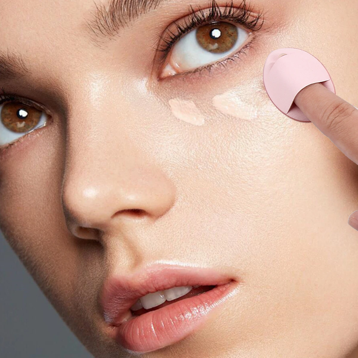 30 Uds. Soplo de polvo portátil para mezclar colores, corrector de cojín suave sin pegar en polvo, una herramienta de maquillaje