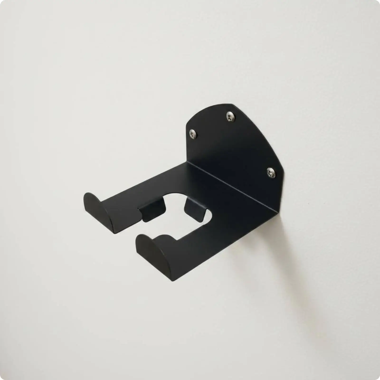 Garden Trimmer Wall Mounted Storage Rack Sturdy Iron Tool Hanger Hook System for Garage Organization