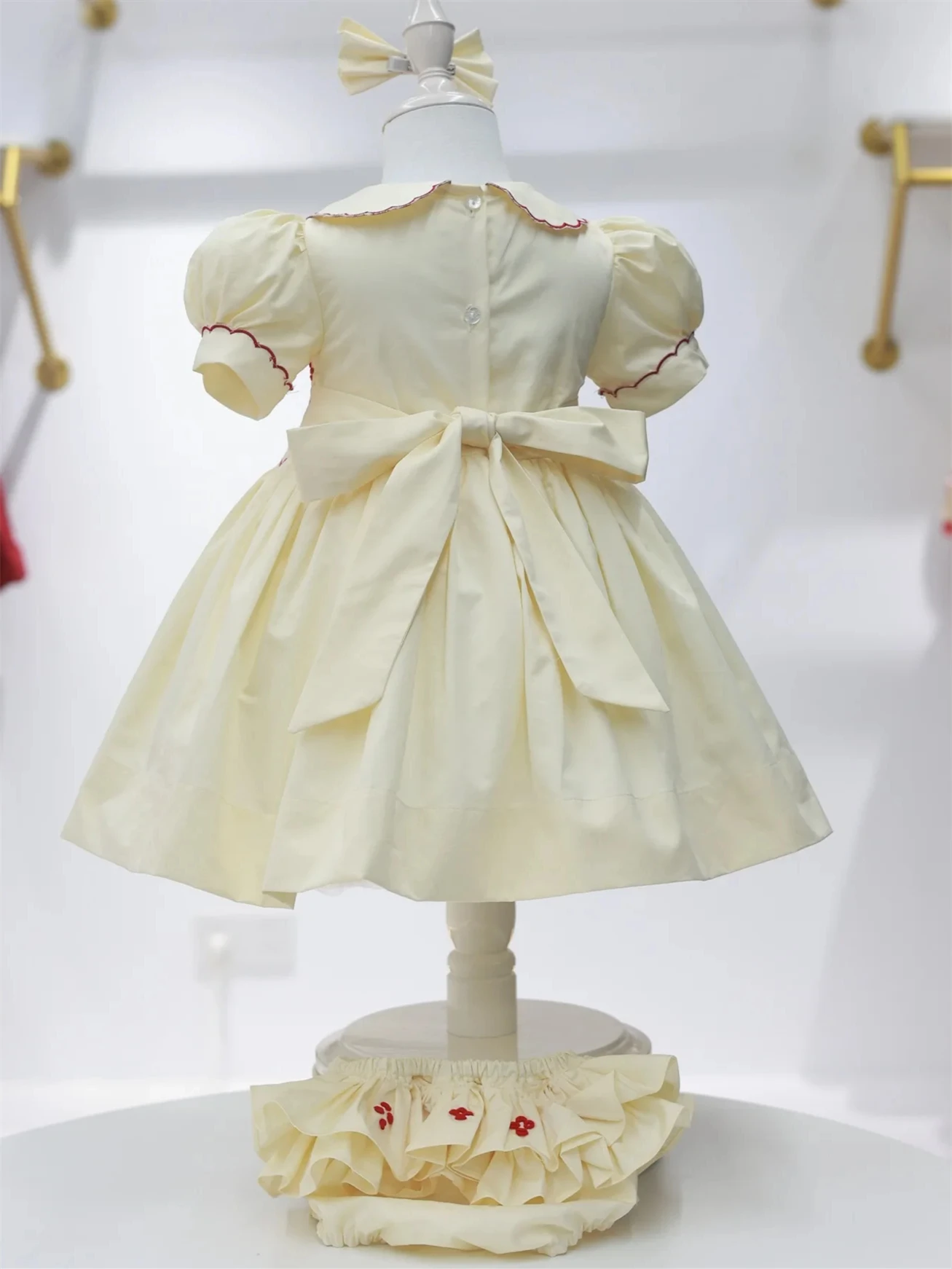 Customized Flower Girl Dress For Wedding Satin Short Sleeve Knee Length Elegant Kids Birthday Party First Communion Gown
