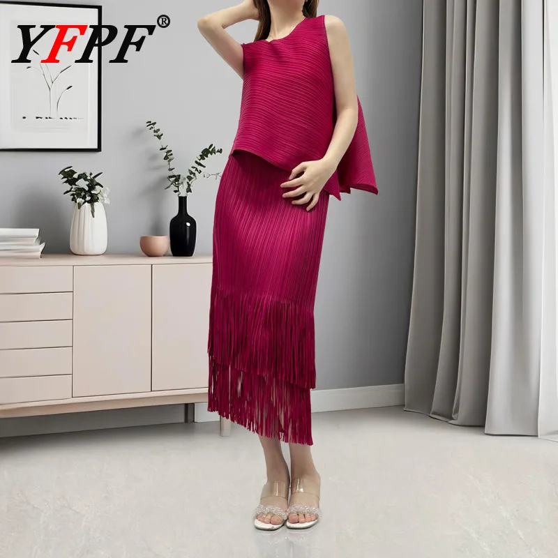 

YFPF Элегантный плиссированный комплект из двух предметов Miyake, женские элегантные топы без рукавов нестандартной формы + лоскутная юбка с кисточками, новинка 2023 года, одежда