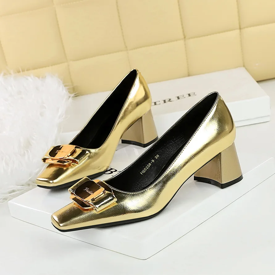 

2025 Spring Autumn Woman Sweet Square Head Solid Color Concise Single Women Ladies Shoes Med Heels Mary Jane Pumps For Lady