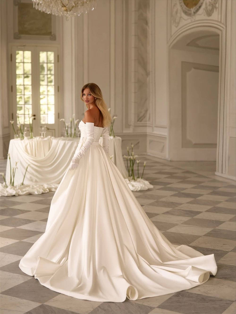 

Customized Elegant White Satin Wedding Dress Formal Strapless Sleeveless Bridal Gowns Boho Straight Court Train Vestido De Novia