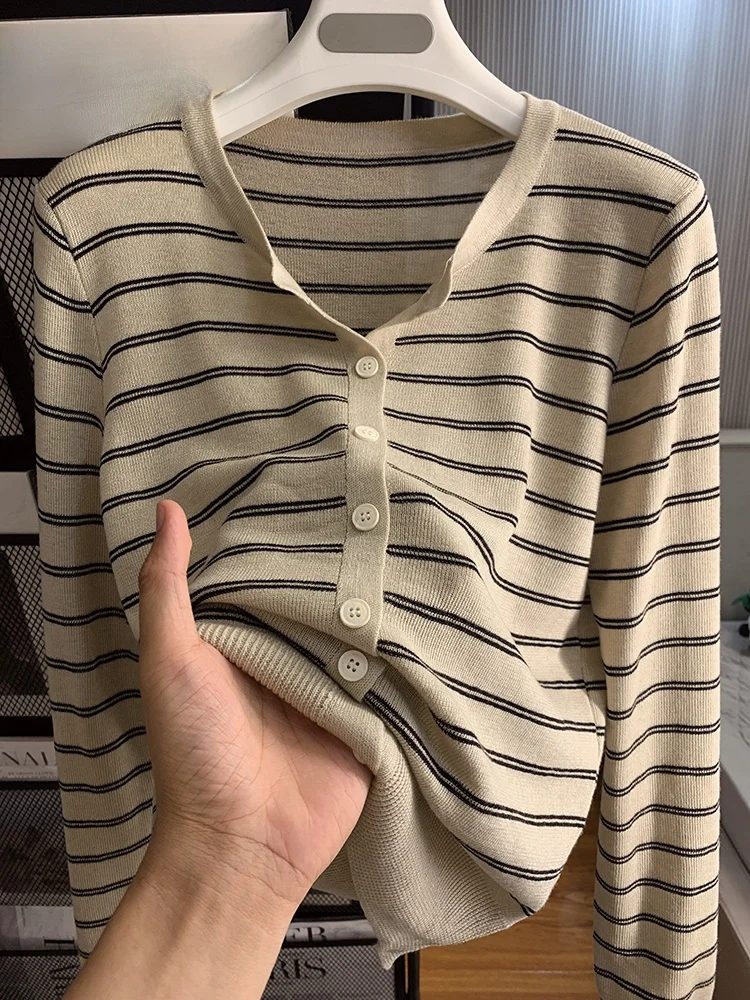 

Модный полосатый вязаный открытый кардиган, женский длинный све, внутренняя одежда на одной пуговице, осенне-зимнее новое поступление, верхняя одежда