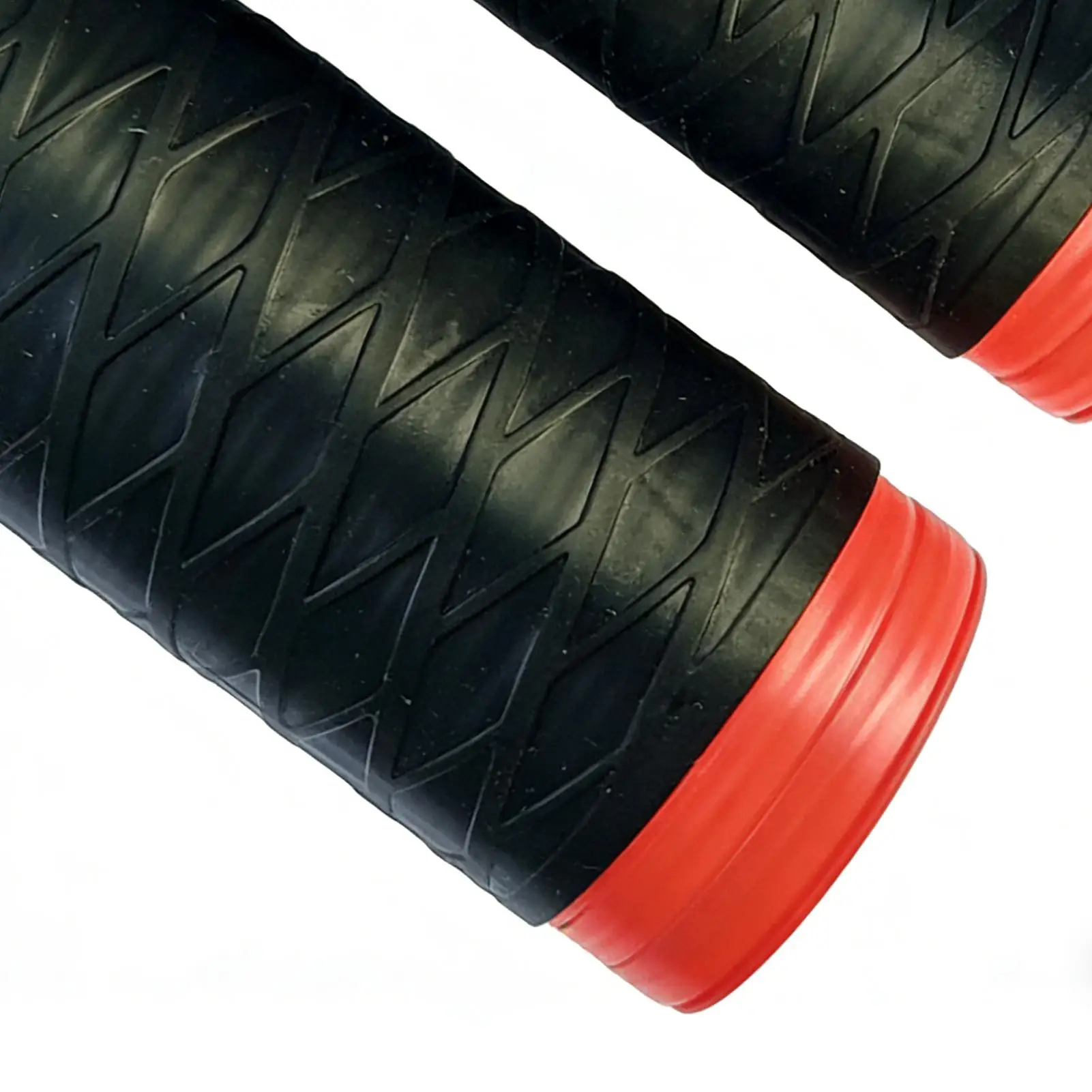 

Нескользящие чехлы на ручки, 2 шт., эргономичные мотоциклетные ручки для горного дорожного скутера, езды на велосипеде, поездок на работу