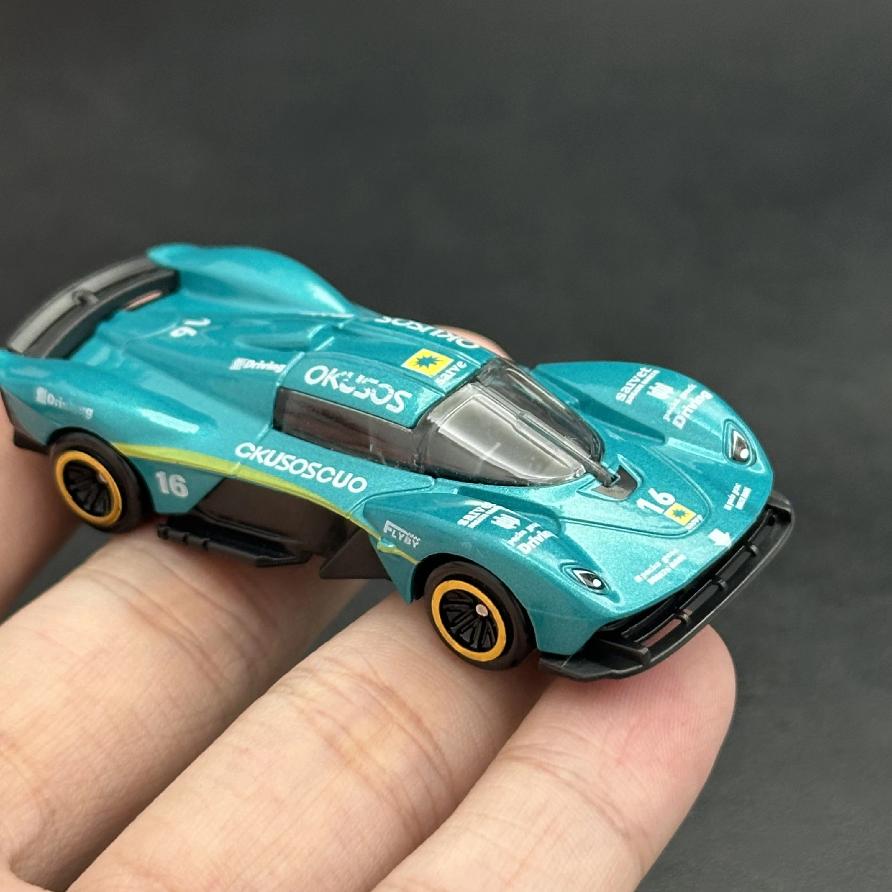 1/64 Diecast Metal Le Mans Racing Car Model Toy Endurance Prototype Vehicle Collectible Mini Car for Boys Display and Collection image 6