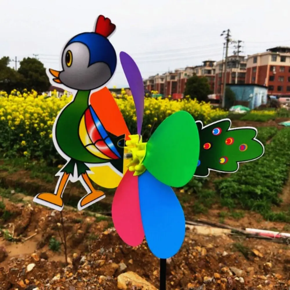 Novo colorido dos desenhos animados moinho de vento plástico tridimensional girador animal abelha seis cores moinho de vento casa decoração do jardim