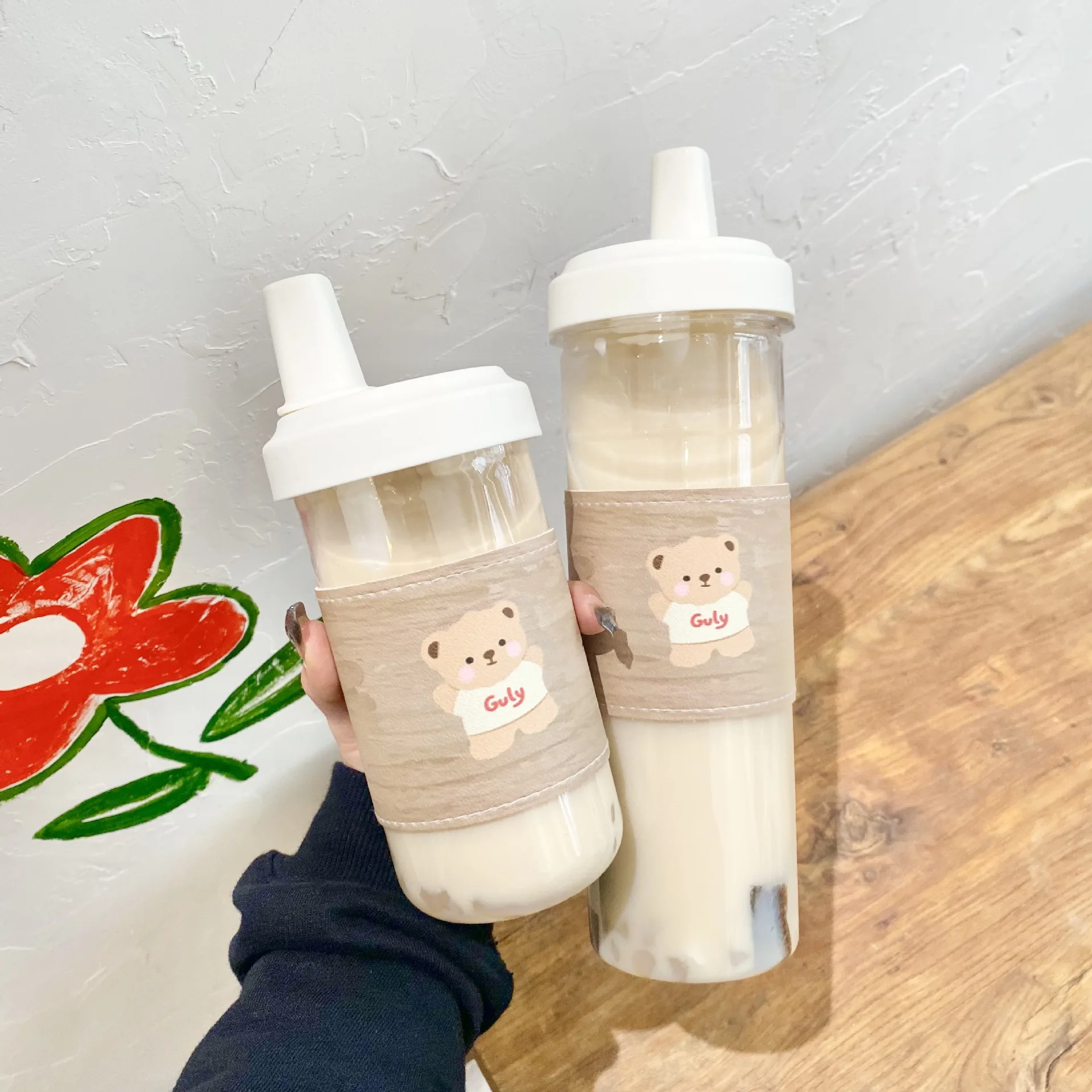 

550/850ML Large Capacity Water Bottle Cartoon Bear Plastic Drinking Cups Juice Milk Tea Coffee Straw Cups for Students BPA FREE