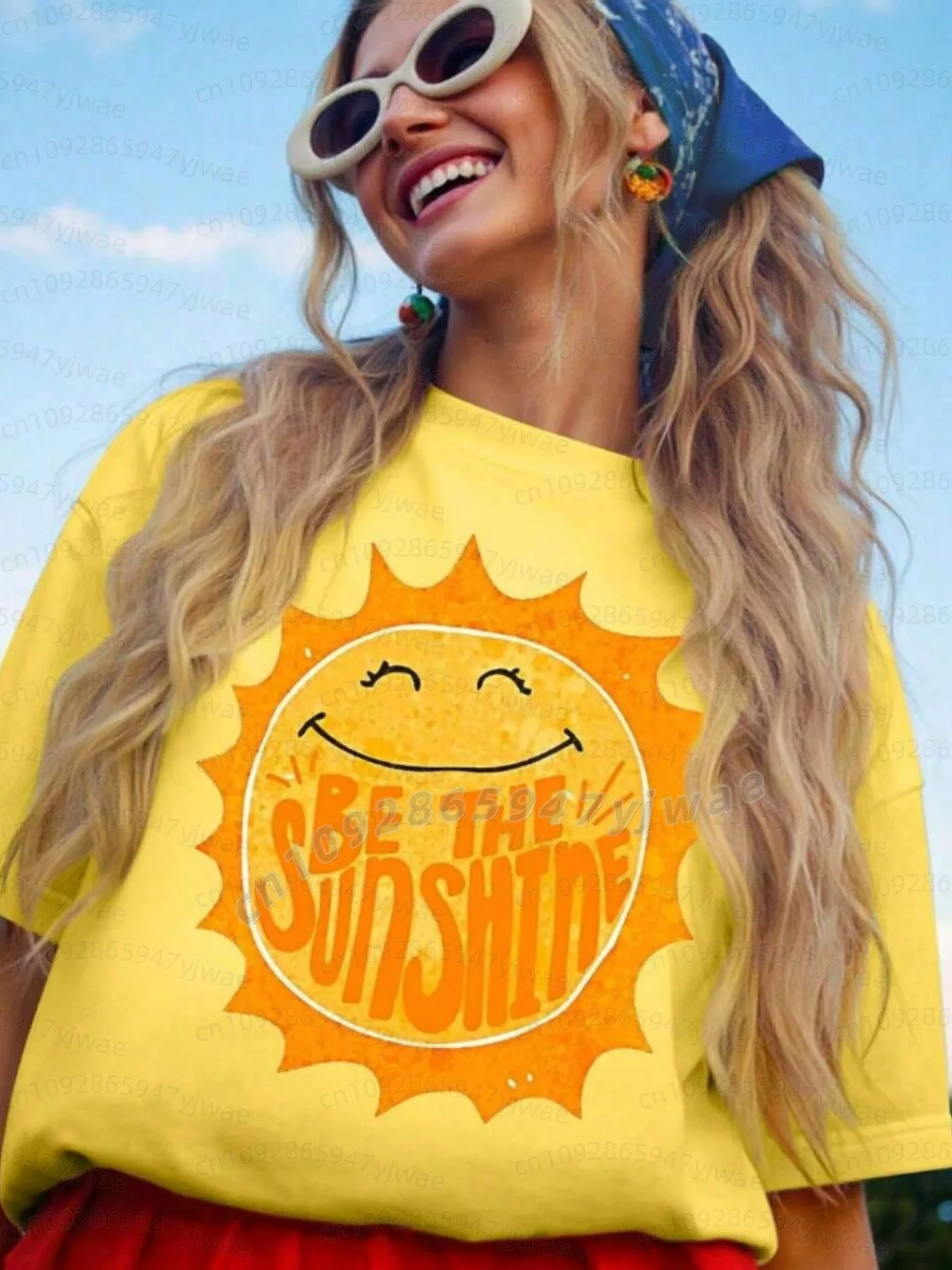 26 Women Be The Sunshine Graphic T Shirt Happy Sun Inspirational Back To School Teacher Student Casual  Short Sleeve WOMEN Tee