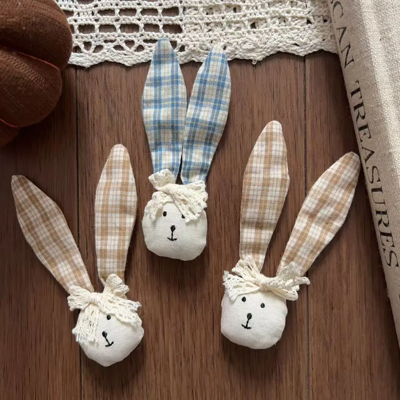

Premium Fabric Long Ear Rabbit Hair Brooch Pin DIY Woodland Style Soft for Shoes Socks Hat Clothing Trim