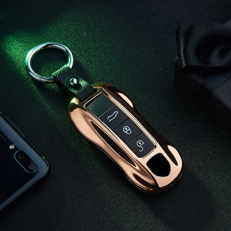 Creative Car Key Charging Lighter Personalized Keychain with Flashlight Metal Windproof USB Lighter Men\'s Portable Smoking Gift