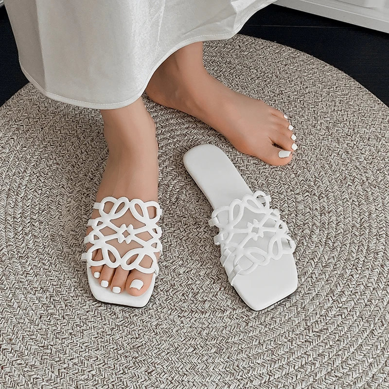 

Women's Sandals 2025 Summer New Casual Flat Shoes Trend Open Toe Comfortable Walking Slippers Designer Hollow Flip Flops Shoe