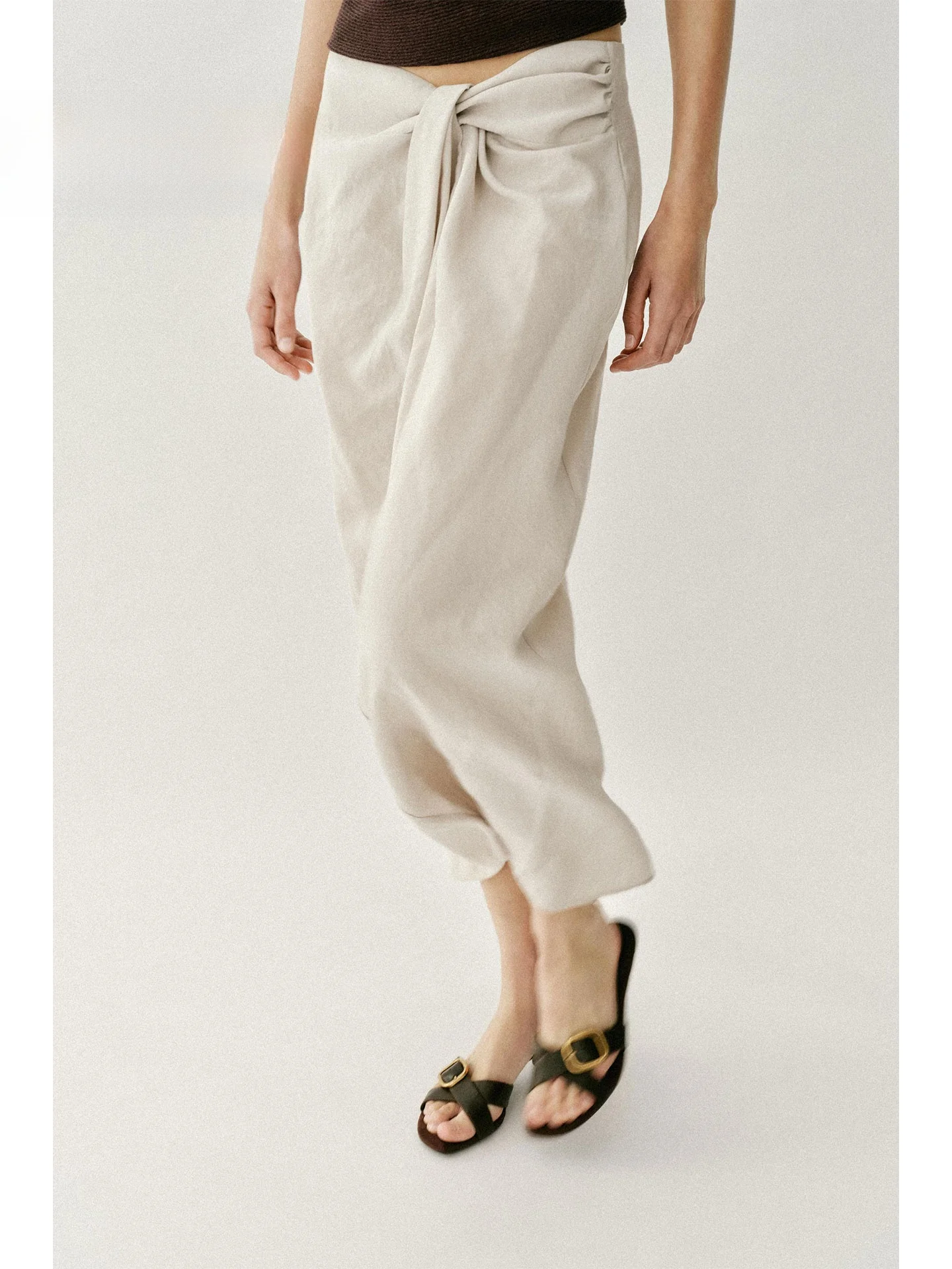 Summer 2026 Gentle Wind Pleated Sash Wrap Scarf Half Skirt Slimming Versatile Straight Cut mid Waist Design for Ladies