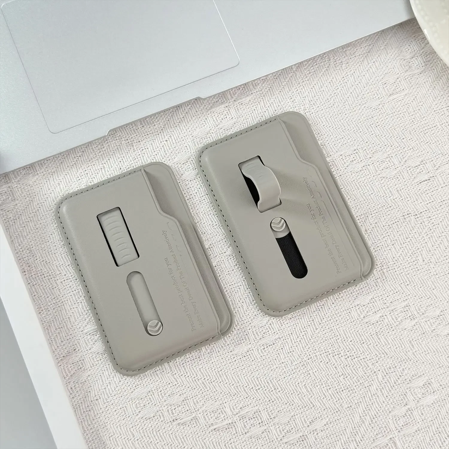 Starker magnetischer Kartenhalter mit Fächern für Magsafe Apple iPhone 17 16 15 14 18 Pro Max mit Kartenhalter, Fingerring und Handgelenkschlaufe – Detail 19