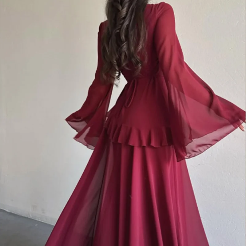 Modest Dignified Fairy Long Dress Flared Sleeves Feminine Flowy Elegant Fall Eye-catching Women's Vacation Party Evening Gowns