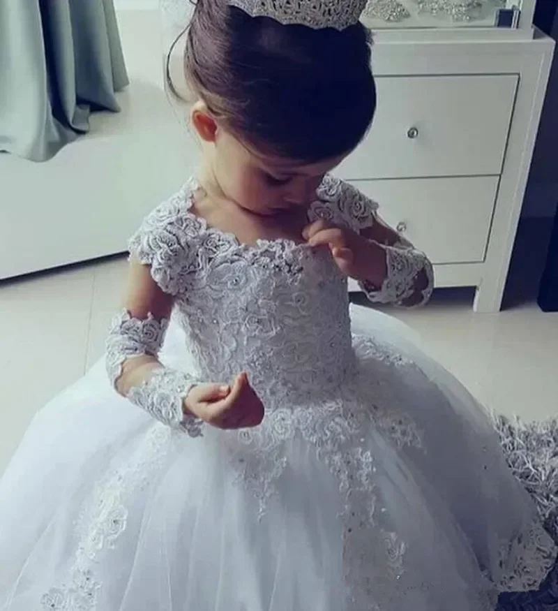 Abiti da ragazza di fiori con volant Fiori fatti a mano Tutu di pizzo Abiti da bambino vintage per abito da festa di compleanno per matrimonio da comunione