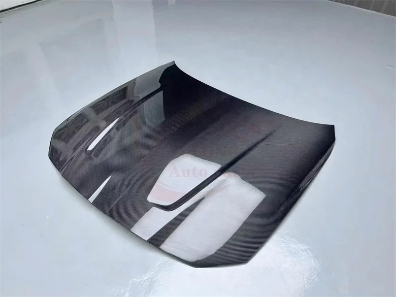 

High Quality CSL Style Dry Carbon Fiber Engine Hood Bonnet for BMW M3 M4 G80 G82 G83 Body Kit