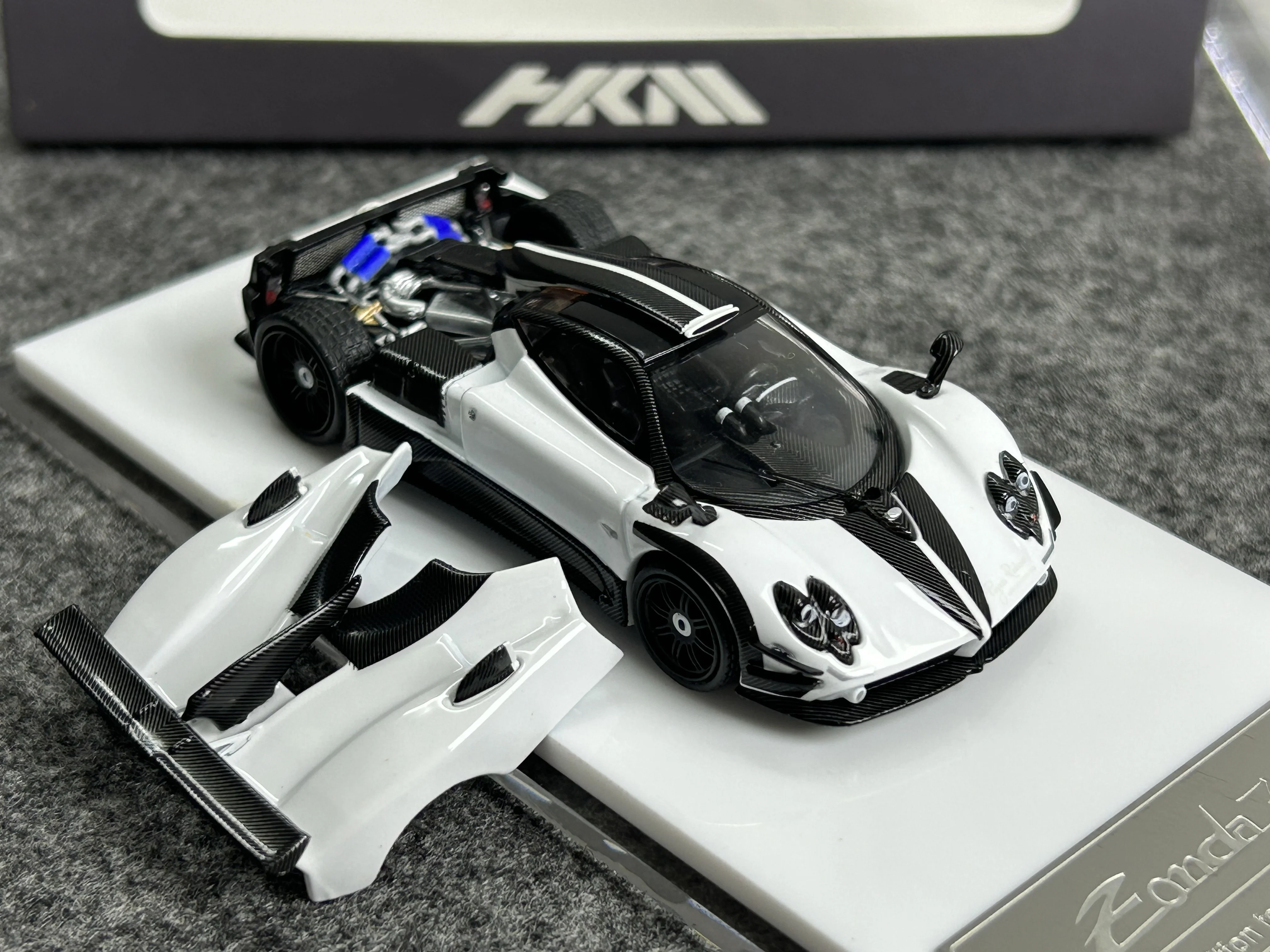HKM 1:64 Pagani, Zonda 760 harde bovenkant, legering automodel, te openen achterkap