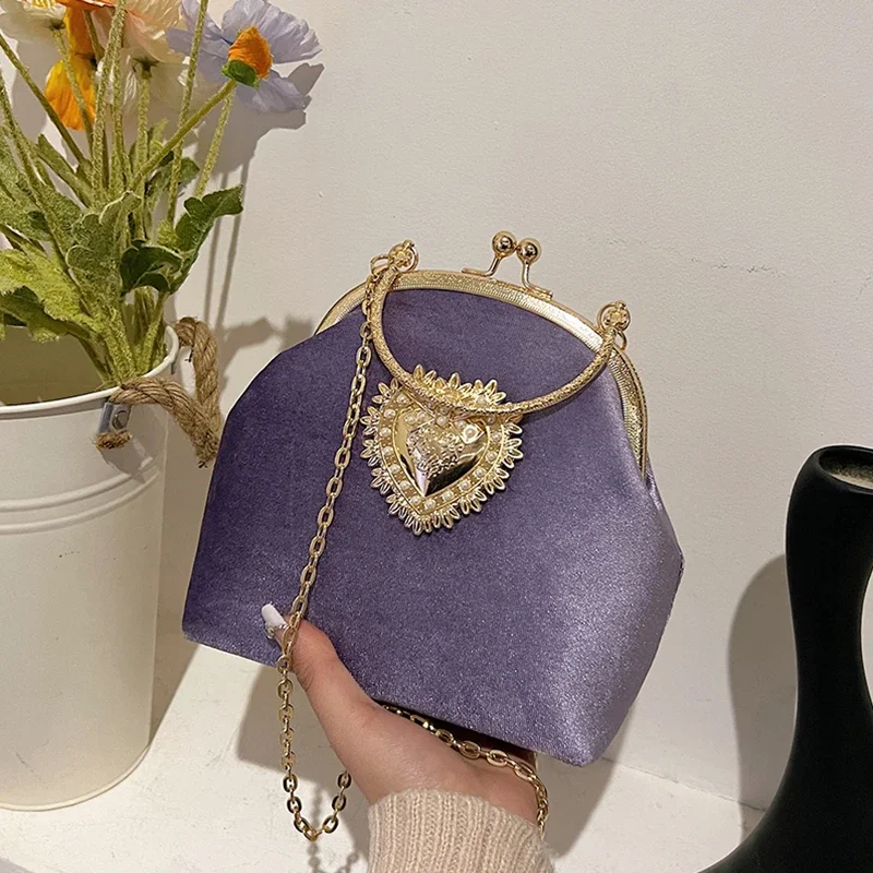 

Velvet Frame Heart Dinner Hand Bags Diamonds Chains High Quality Shoulder and Crossbody Bags for Women 2024 Fashion Hot Sale