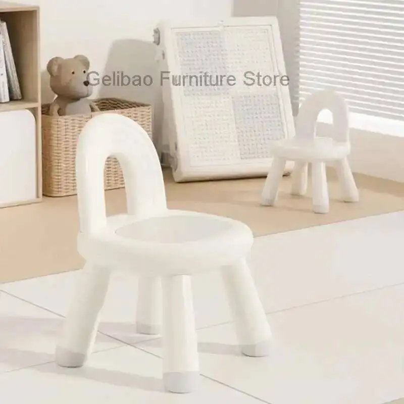 أثاث الأطفال الرضع البراز تناول الطعام كرسي مرتفع طاولة أطفال صغيرة تصميم كرسي كراسي بلاستيكية مصمم تزايد دراسة خشبية