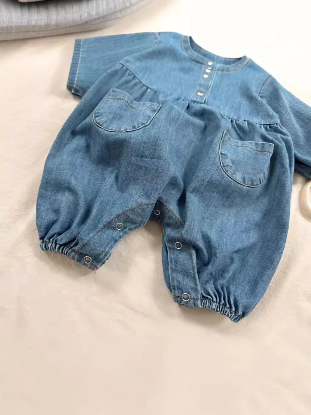 2024 Autumn New Baby Boy Romper Newborn Toddler Girl Cute Lapel Denim Jumpsuit Infant Onesie Solid Baby Loose Denim Clothes