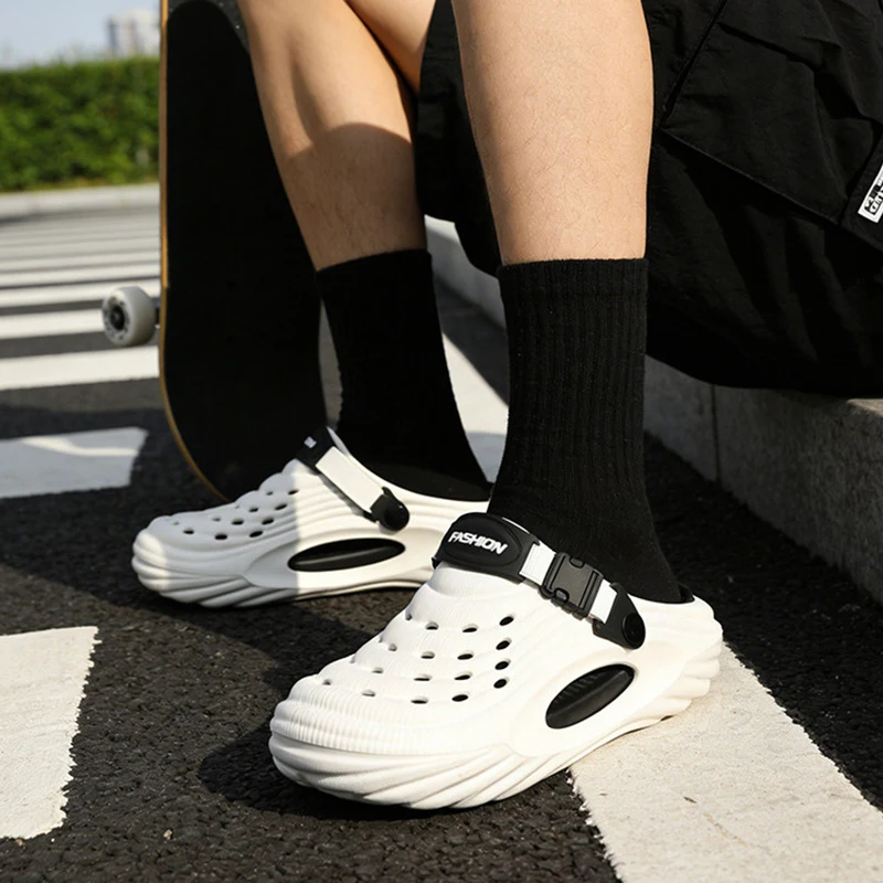 Fashion Hollowout Thick Bottom Sandals for Couple Summer Outdoor Quick Dry Water Shoes Men Closed Toe Anti-slip Sports Sandals view 4