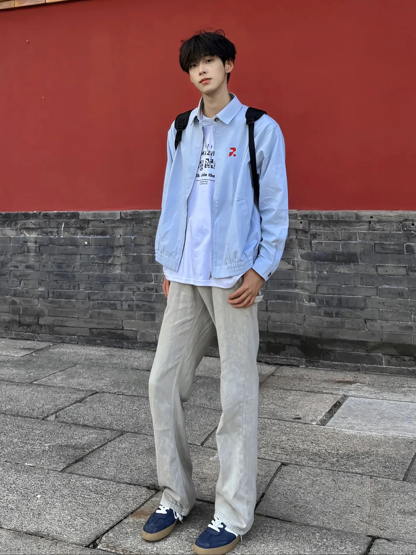 

Светло-голубая мужская осенняя куртка-бомбер в американском уличном стиле, верхняя одежда с манжетами, для образа дня, в бейсбольном стиле, свободного кроя, с длинными рукавами