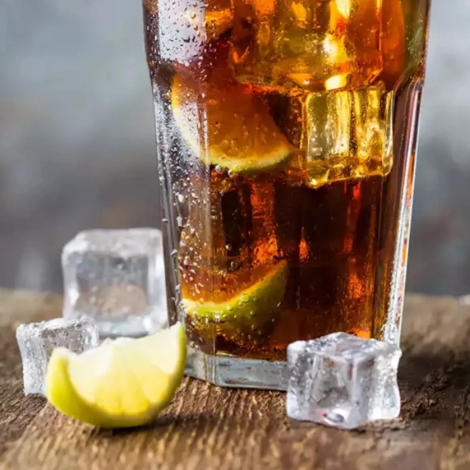 

50pcs Simulation Ice Cubes Reusable Clear Fake Ice Blocks Washable Artificial For Drink Decor Vase Filler Photography Cake Shop