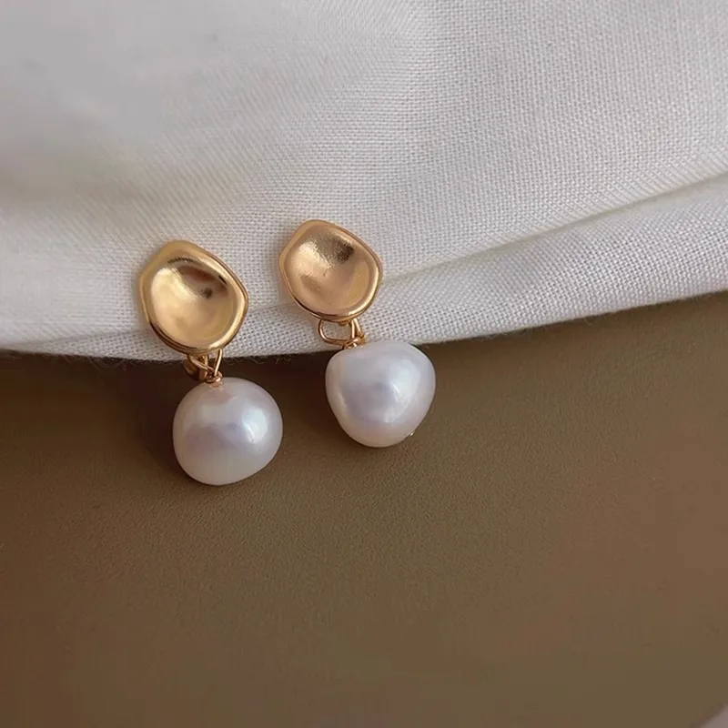 Elegant Imitation Pearl Dangle Earrings for Women Golden Irregular Geometry Round Drop Earrings Wedding Party Trendy Jewelry