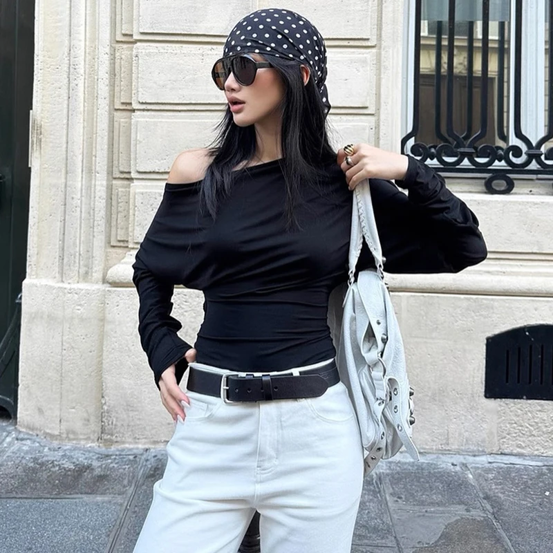 

Female clothing trend Long sleeve tees solid T-shirt off the shoulder top Youth blouses cut Cinched-waist casual Women pulovers