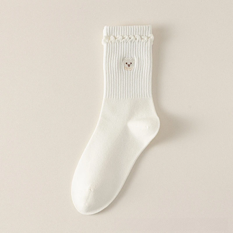 5 paires femmes automne hiver 2025 nouvelles chaussettes mi-mollet avec ours broderie blanc Coquette chaussettes coton Slouch chaussettes de haute qualité