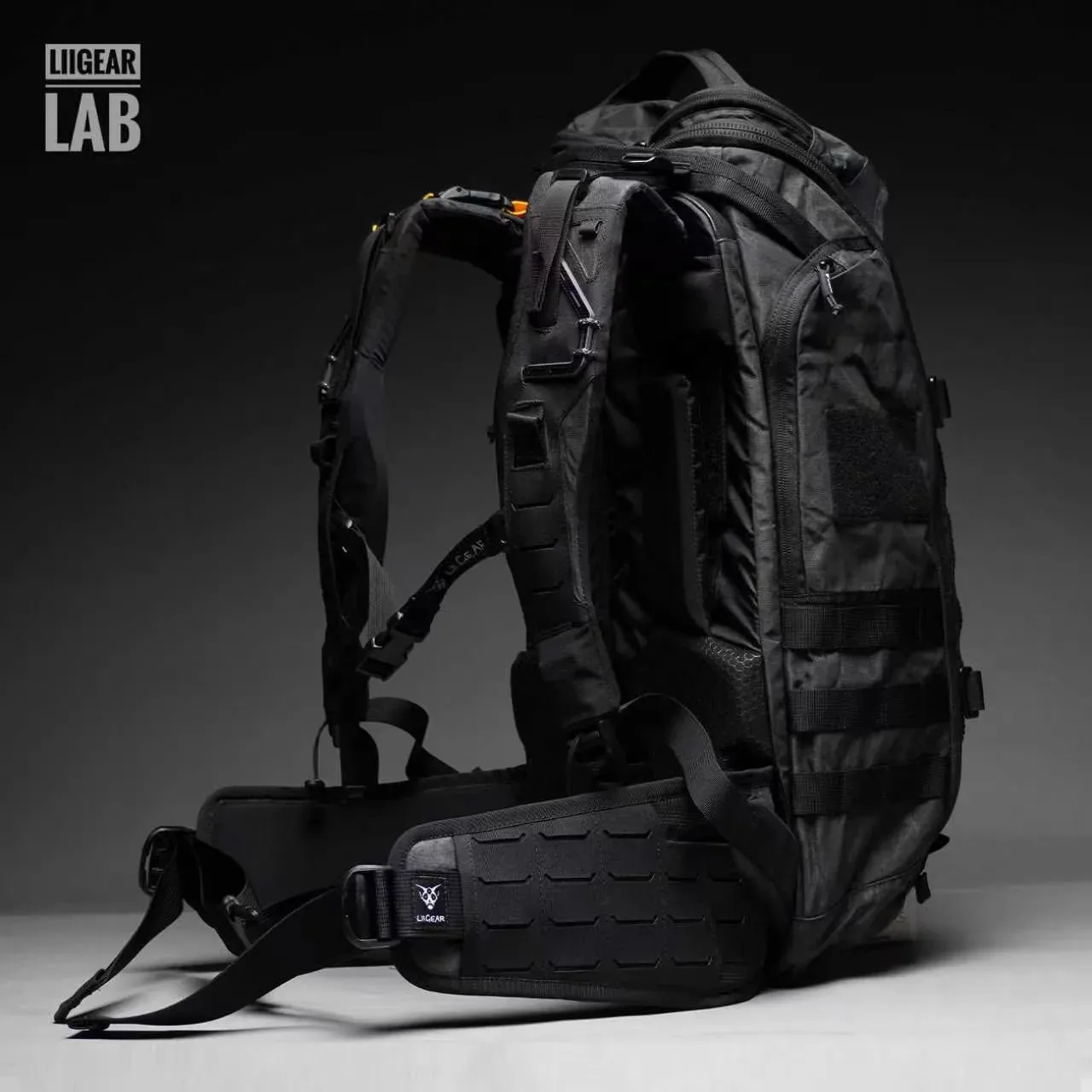 LiiGear AT Puffer Lightweight Pass-Through Waist Belt Adapter
