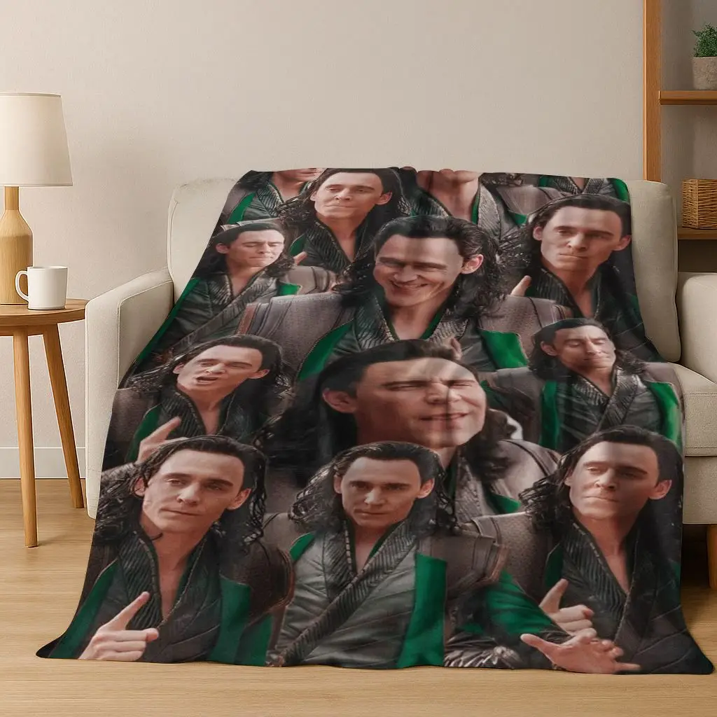 Tom Hiddleston Art Actor Star Flannel Blanket,Cozy Soft Throw Blanket for Home Bedroom Bed Sofa Picnic Office Cover Kids Gift