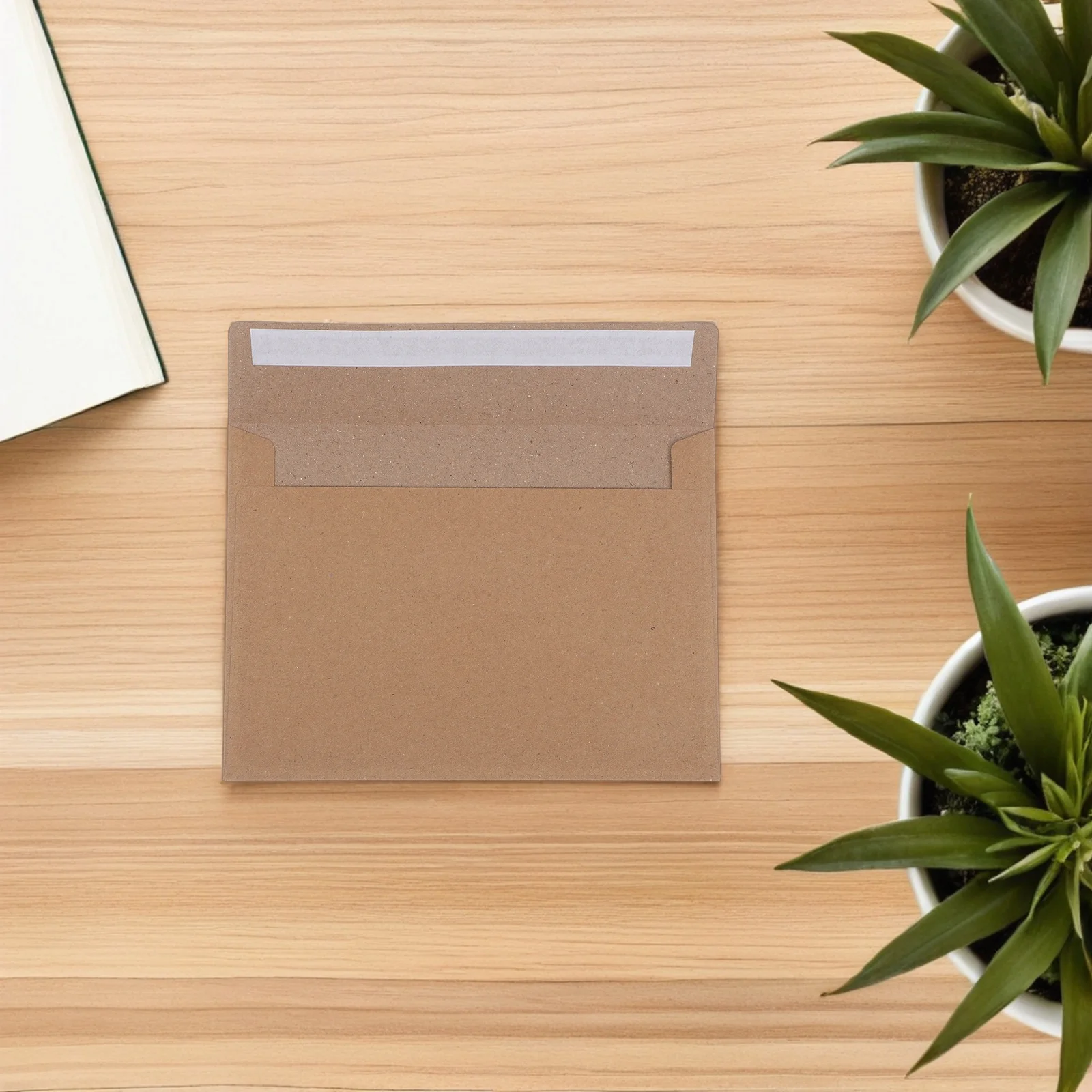 60Pcs Self Sealing A7 Envelopes Brown Kraft Paper for Invitations Cards Postcards Wedding Party Stationery Bulk Craft Storage