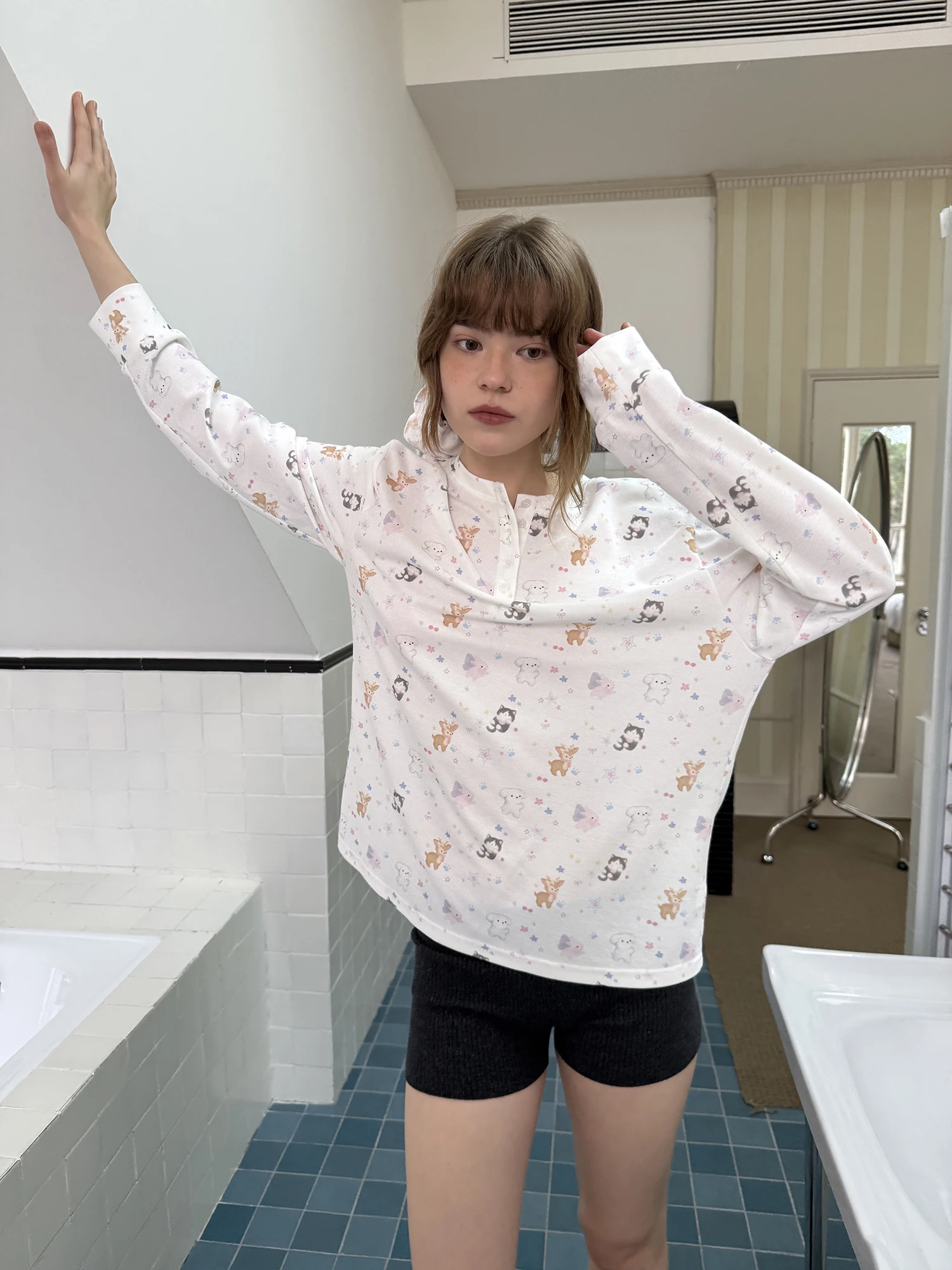 

Женская футболка из жоржета с длинным рукавом и принтом, осенне-зимняя новинка, повседневный свободный крой, круглый вырез, пуловер