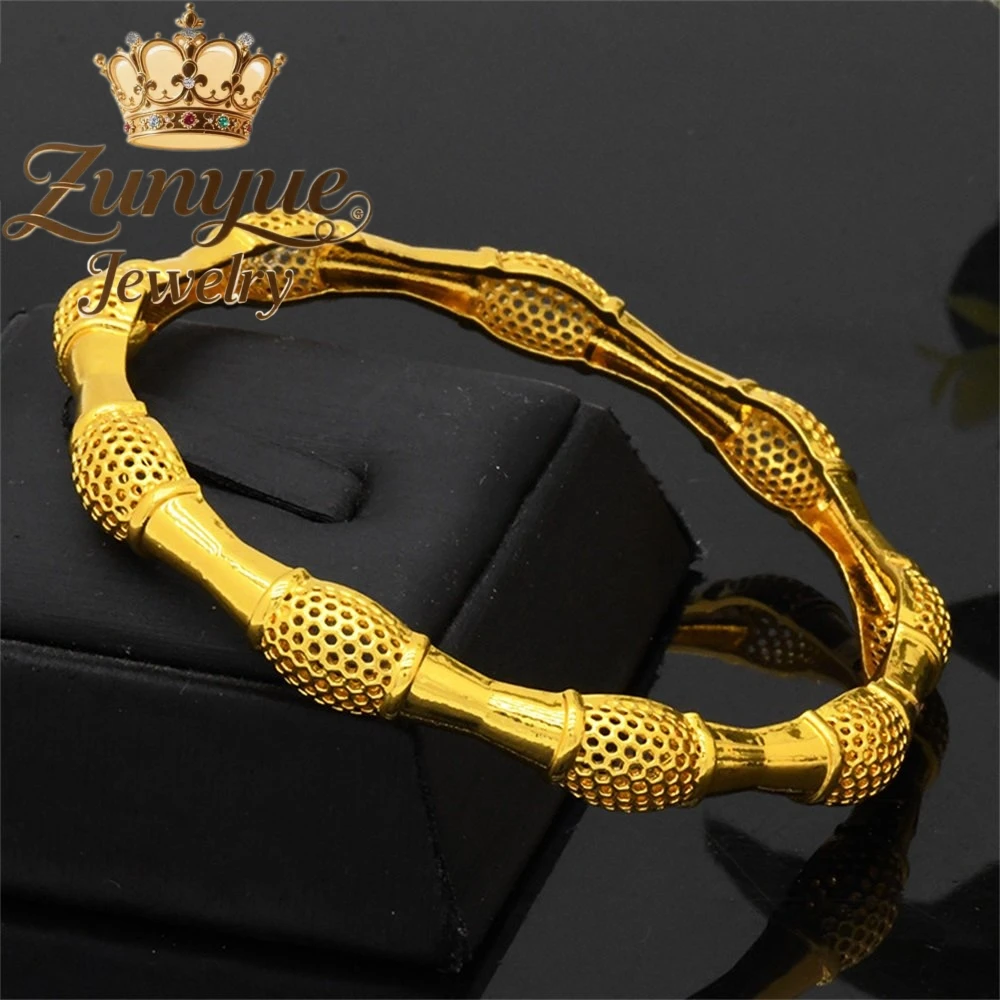 Sand Gold Bracelet With Hollowed-Out Patterns Luxury Quality Jewelry Fashion Jewelry Exquisite Elegant Charm Popular Gift Friend